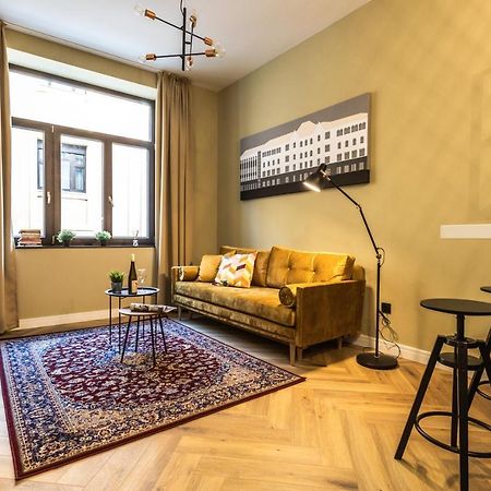 M15 Apartment Pecs Luaran gambar